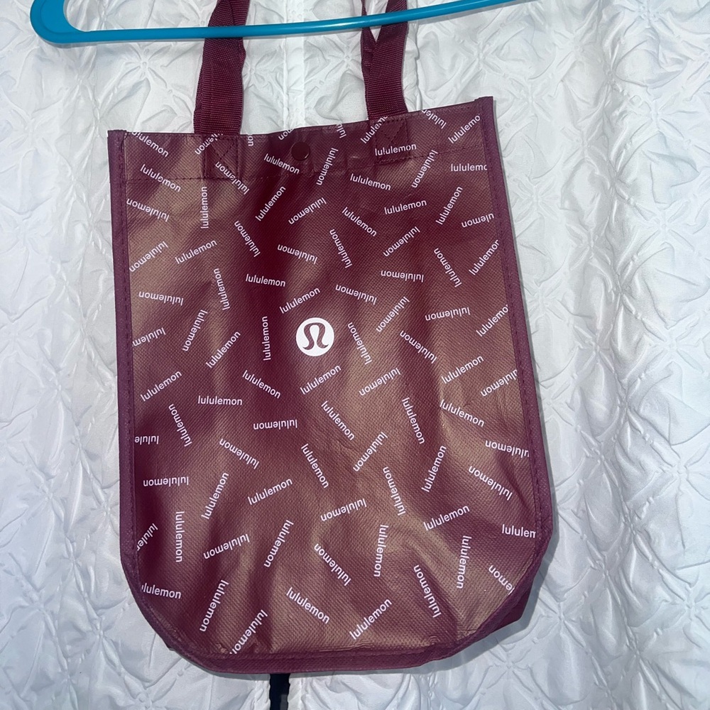 Lululemon small tote bag